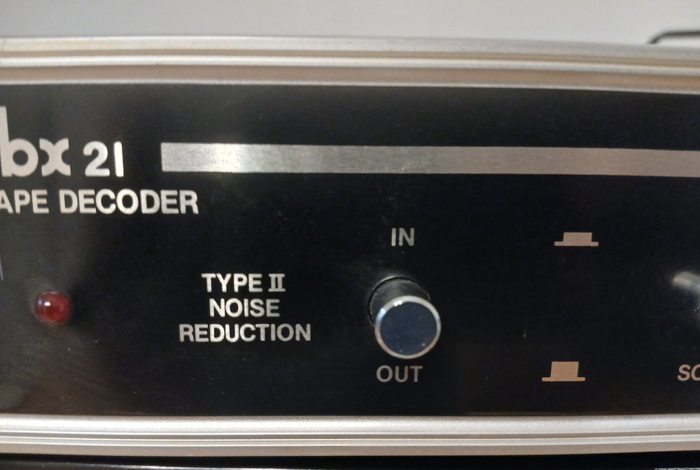 VTG DBX 21 Disc/Tape Decoder Noise Reduction (ONE OWNER)-TESTED & WORKING-S. Vid