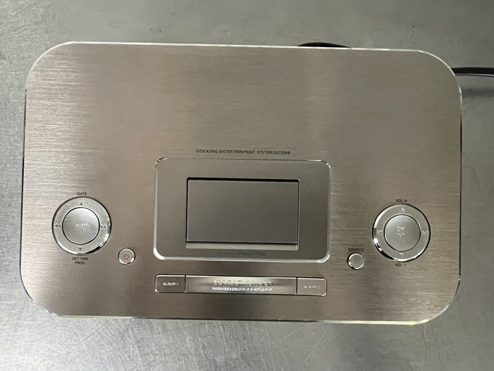 Phillips DC290/37 Docking iPhone 10 Player/Charger Alarm Clock in Box