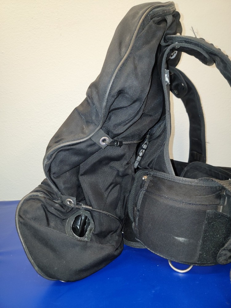 GENESIS RECON 75 SCUBA DIVING BCD Size (M) -👁 See Details.
