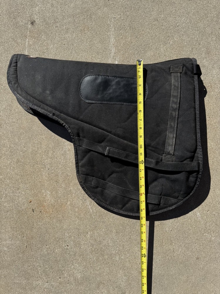 Equipedic Endurance/Trail English Saddle Pad, Used Lightly