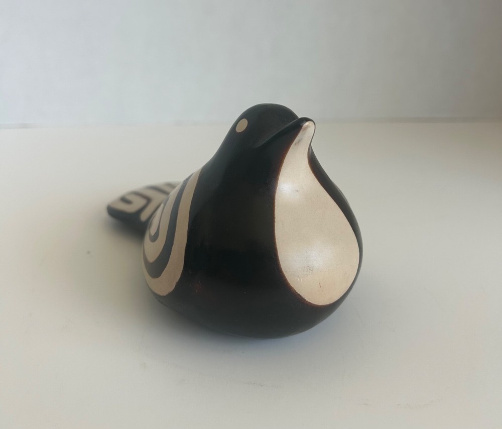 Original Chulucanas Peru Pottery Bird