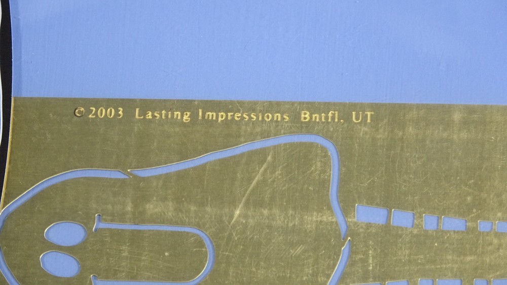 Lasting Impressions Embossing Template Long Legged Ghost L9154 - 2003