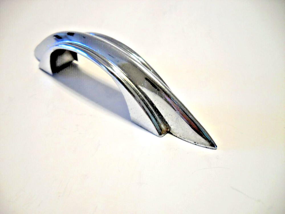 Vintage Chrome Drawer Pulls Stepped Sides Pointed Ends Cabinet Handle Amerock