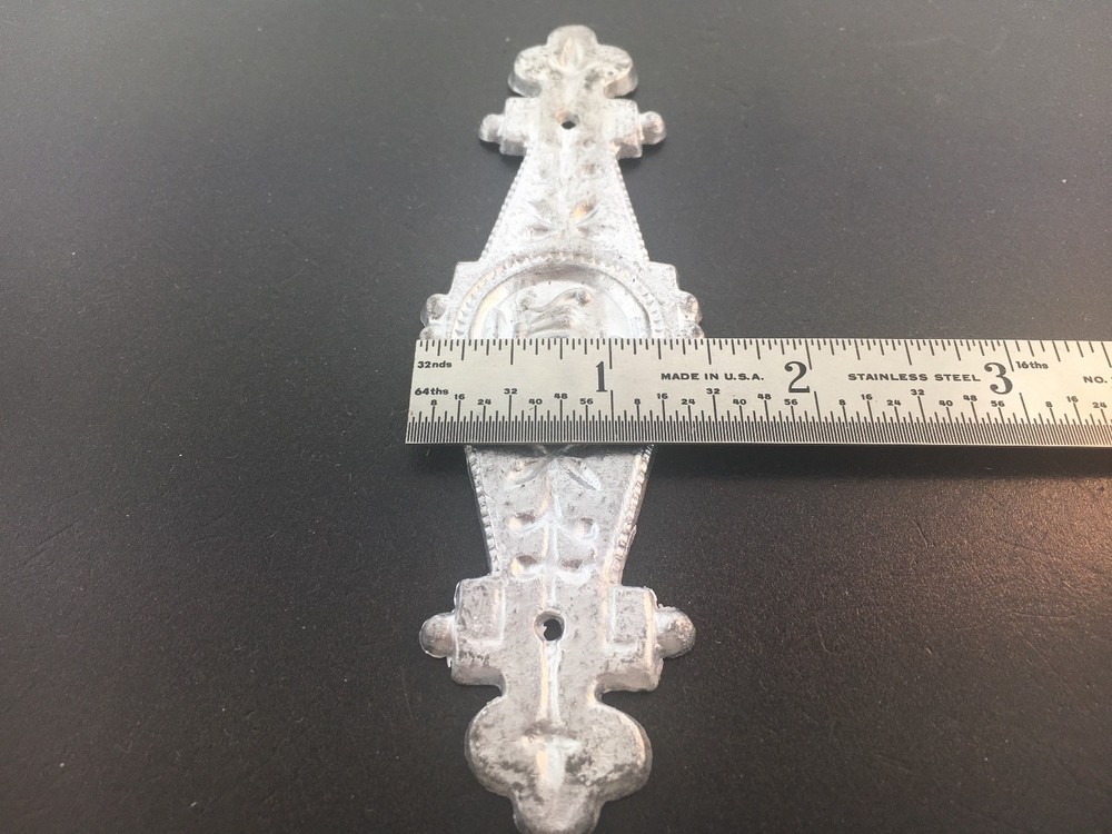 Antique Clock Small Base Ornament