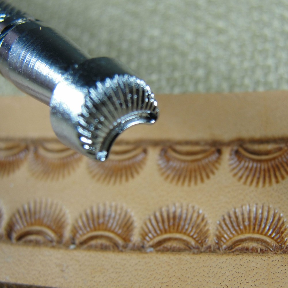 Japan Select - #D436 Crescent Border Stamp (Leather Stamping Tool)