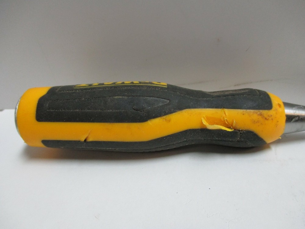 Dewalt Wood Chisel 3/4”- 18MM good used