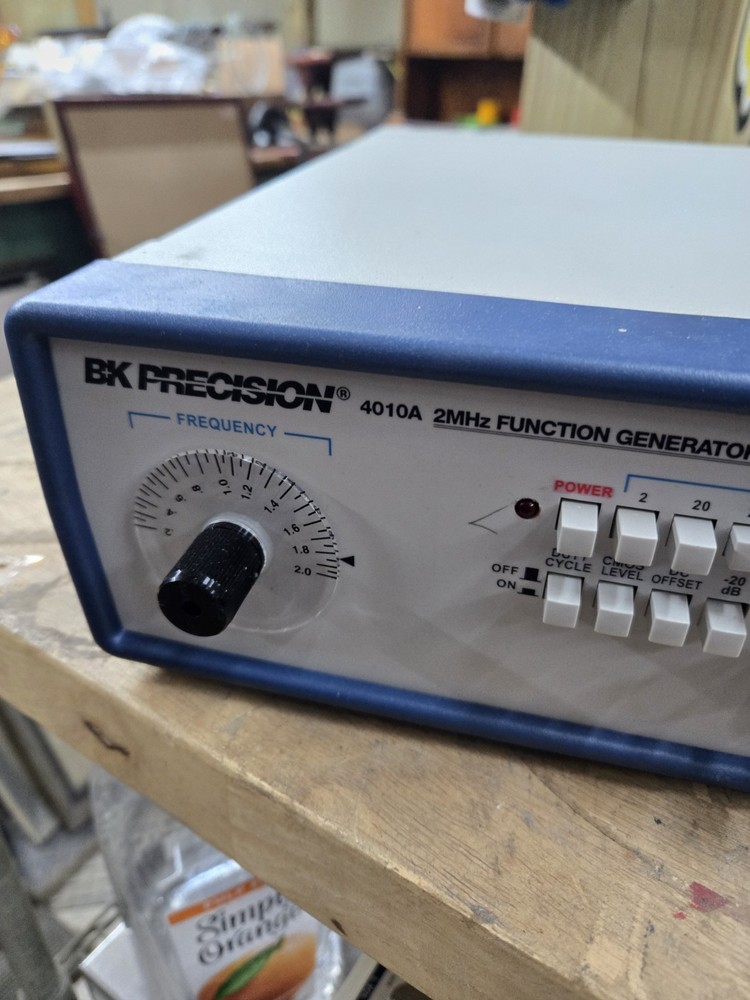 BK Precision Model 4010A ~ 2MHz Function Generator ~ Working - Free Shipping