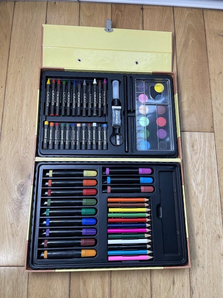 Excellent Condition: ArtStudio Art Set (Paint Brush/Ruler Missing)
