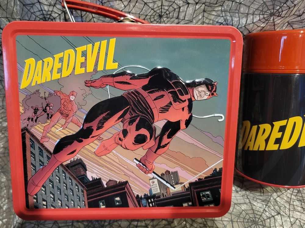 DAREDEVIL Px Metal Tin LUNCHBOX w Thermos MARVEL COMICS Mcu