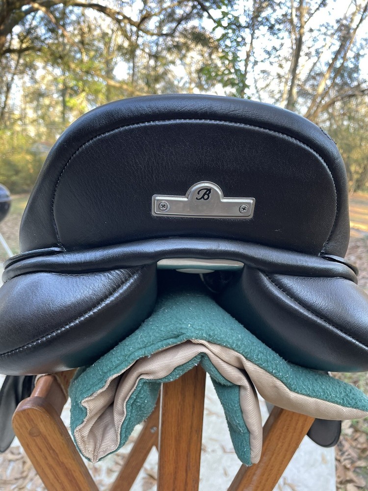 Bates Elevation DS Jump English Saddle 17.5”