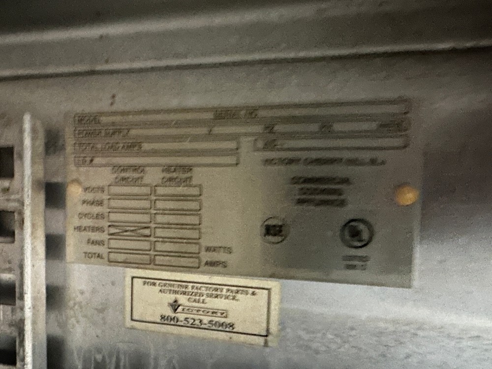 LINCOLN 1132-000-A DOUBLE STACK ELECTRIC PIZZA OVEN.