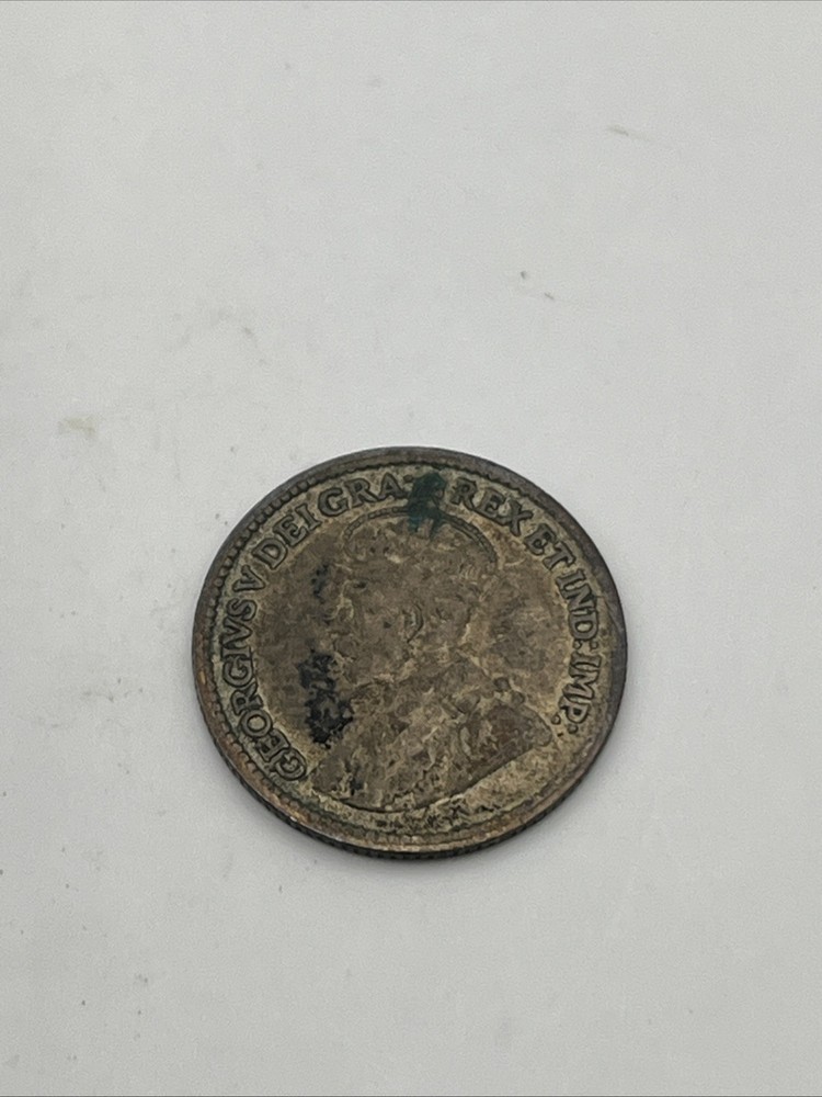 1919 CANADA SILVER 5 CENTS COIN