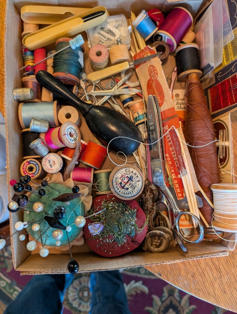 Antique and Vintage Sewing Items