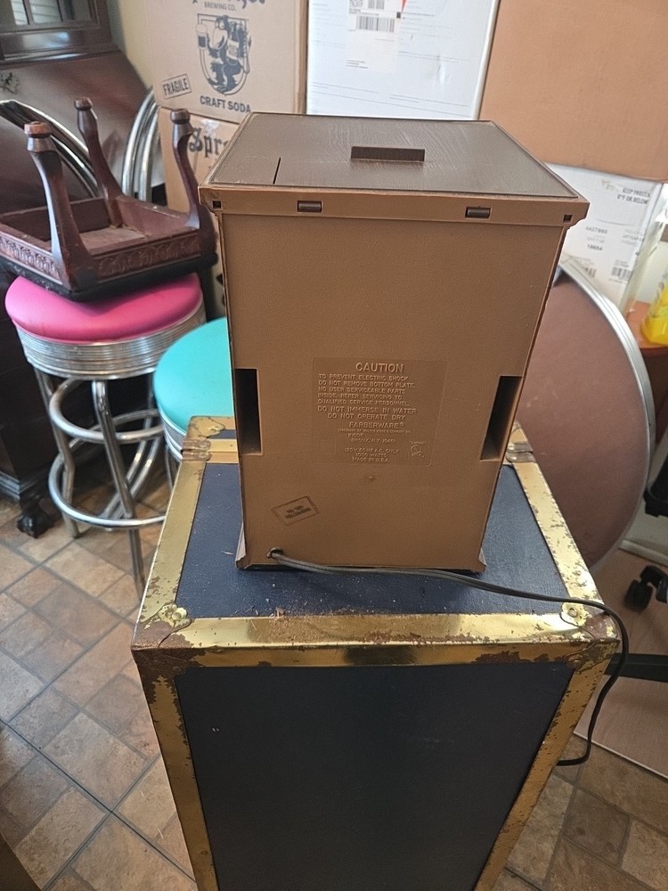 vinage Farberware Automatic Coffeemaker From 1970's