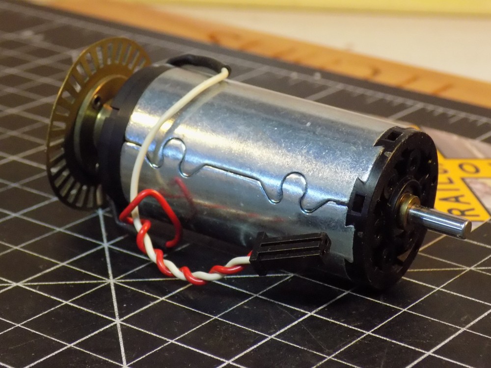 Maxon A-Max 15amp DC Motor 20443 TESTED (030405)