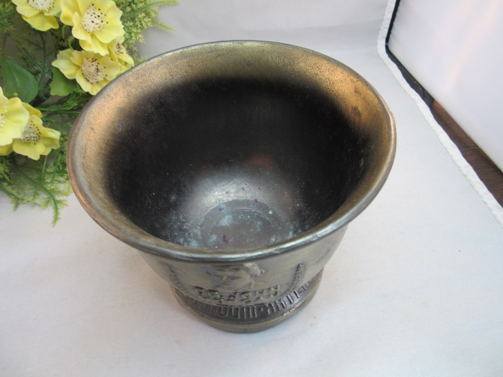 Dr.John Morgan Mortar. NO pestle