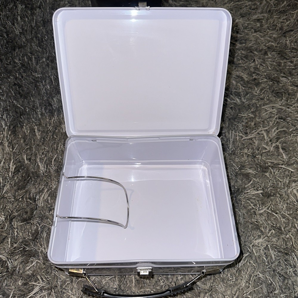 RARE TWILIGHT "ECLIPSE" METAL LUNCH BOX BY NECA