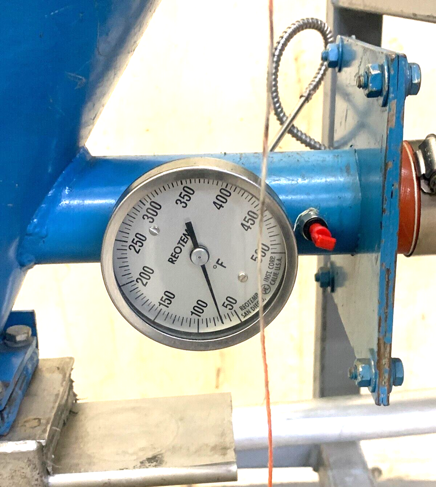 NOVATEC HOPPER W/ ROLLING STAND & DESICCANT DRYER W/ DISPLAY CONTROL PANEL