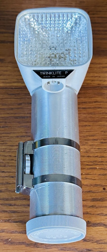 MINICAM TWINKLITE P TRANSISTORIZED ELECTRONIC CAMERA FLASH AS-IS Light Works VTG