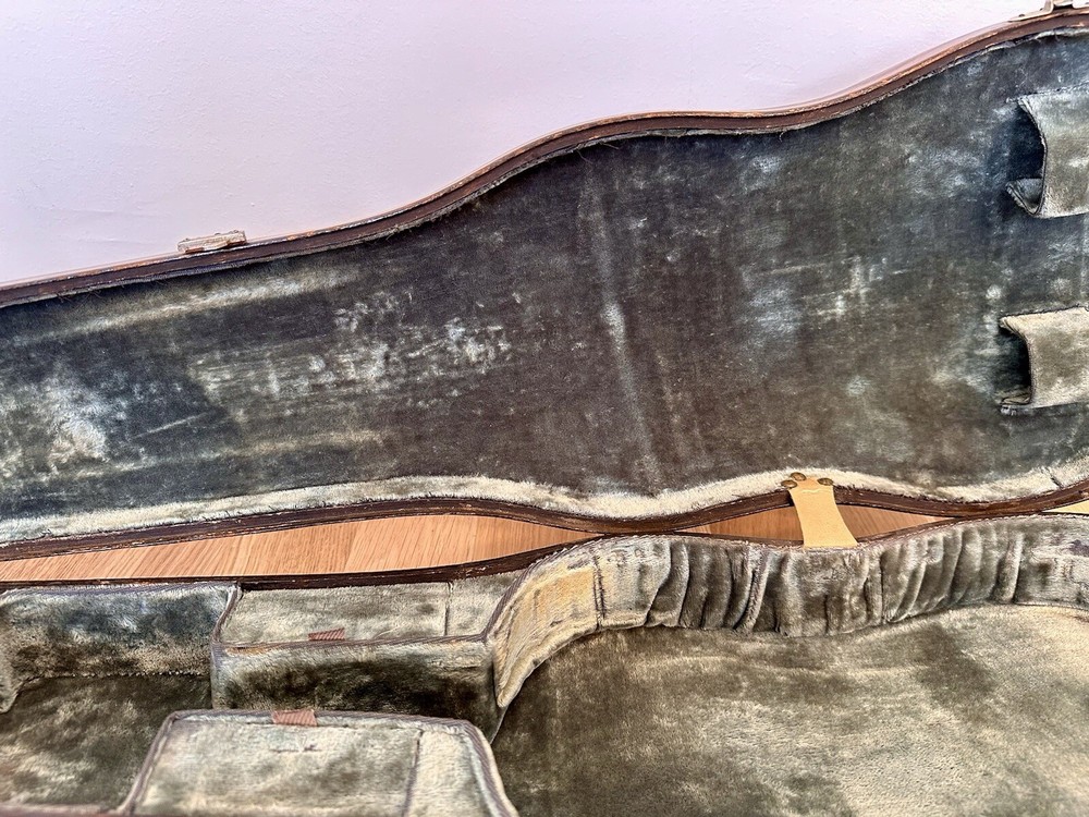 Shaped wooden violin case "Jaeger" style