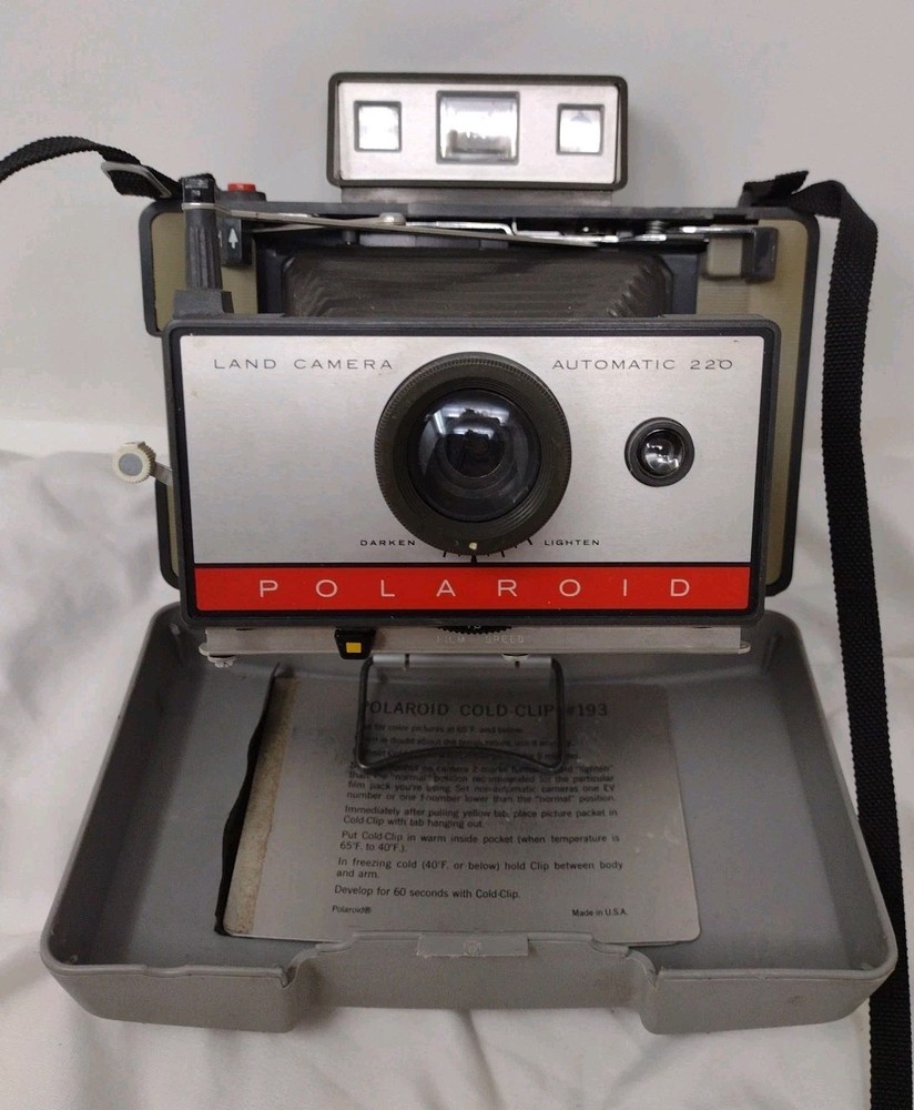 Polaroid Land Camera Model 220 Vintage Instant Camera 1961–63 Untested