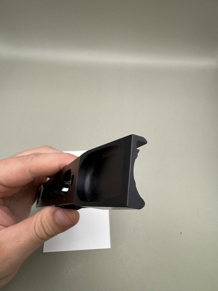 AGD Automag ULE Rail Black