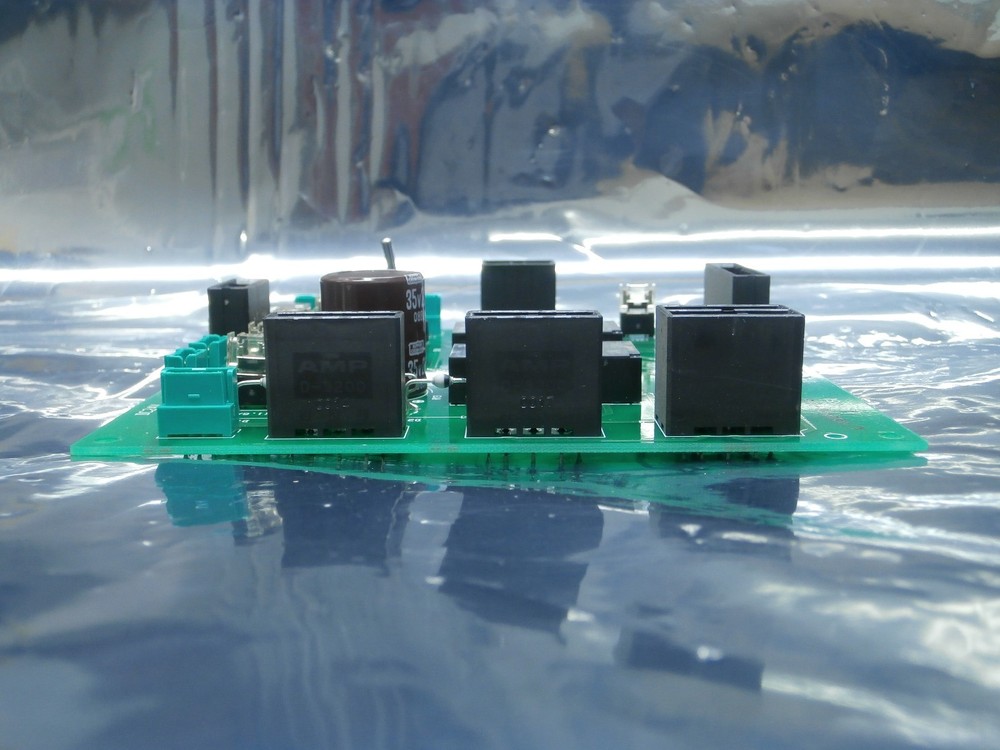 Hitachi 560-5519 EMO CNT Emergency Off Interface Board PCB Used Working