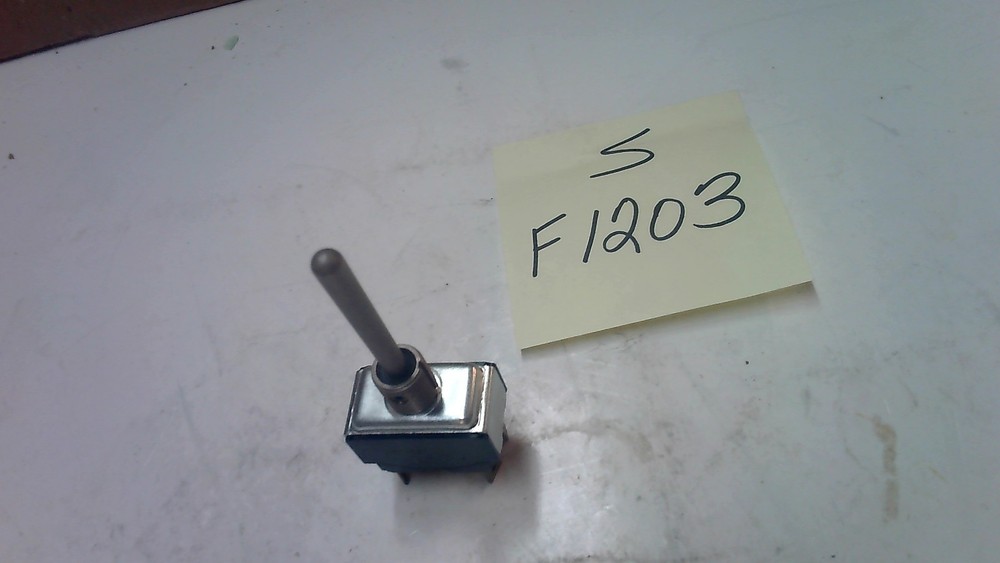1 MR 3380 6 TERNINAL TOGGLE SWITCH