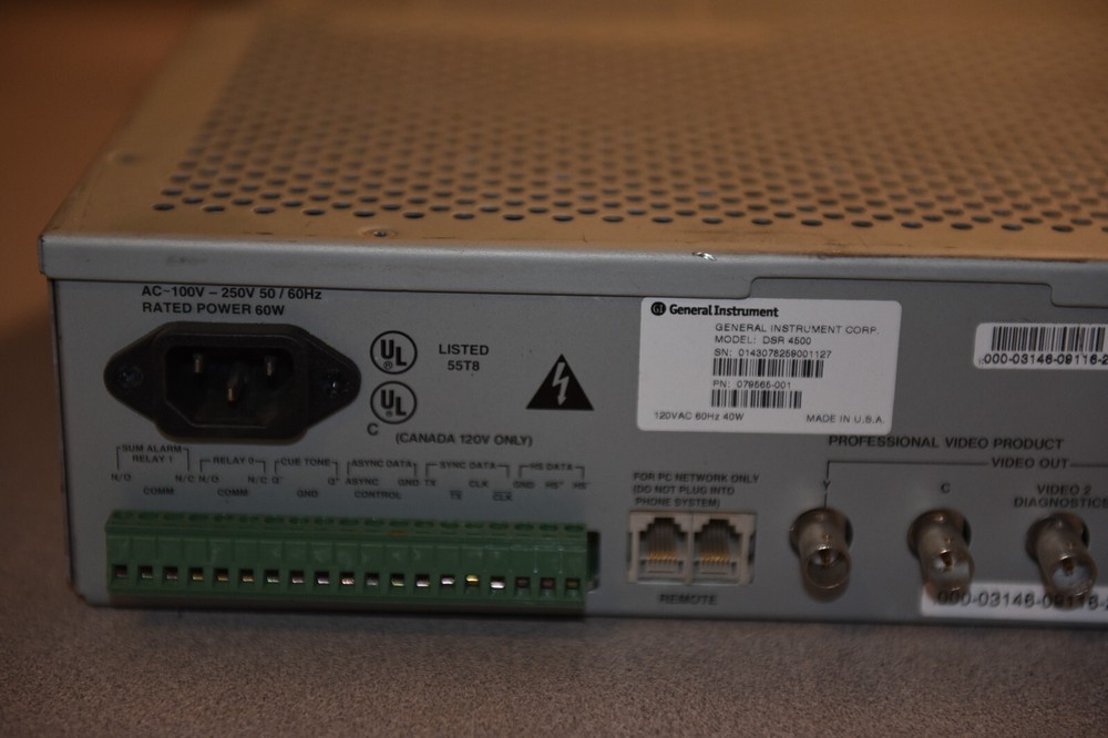General Instruments DSR-4500 Commercial Satellite Receiver Decoder