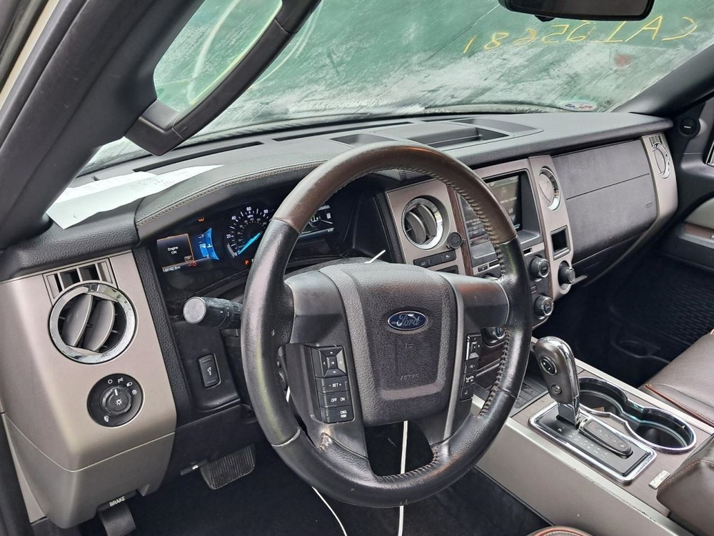 EXPEDITON 2015 Glove Box 4803906