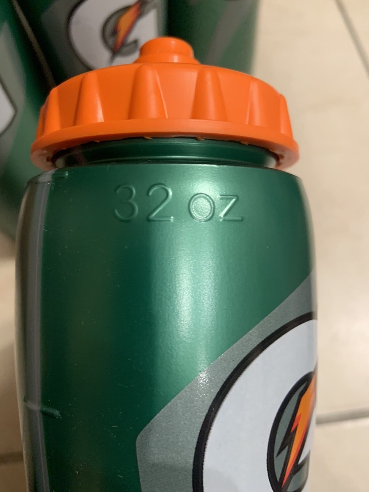 GATORADE Squeeze Water Bottle 32 OZ (6 Pack)