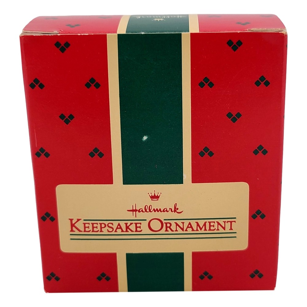 Hallmark Keepsake Orrnament Ski Tripper Handcrafted Ornament