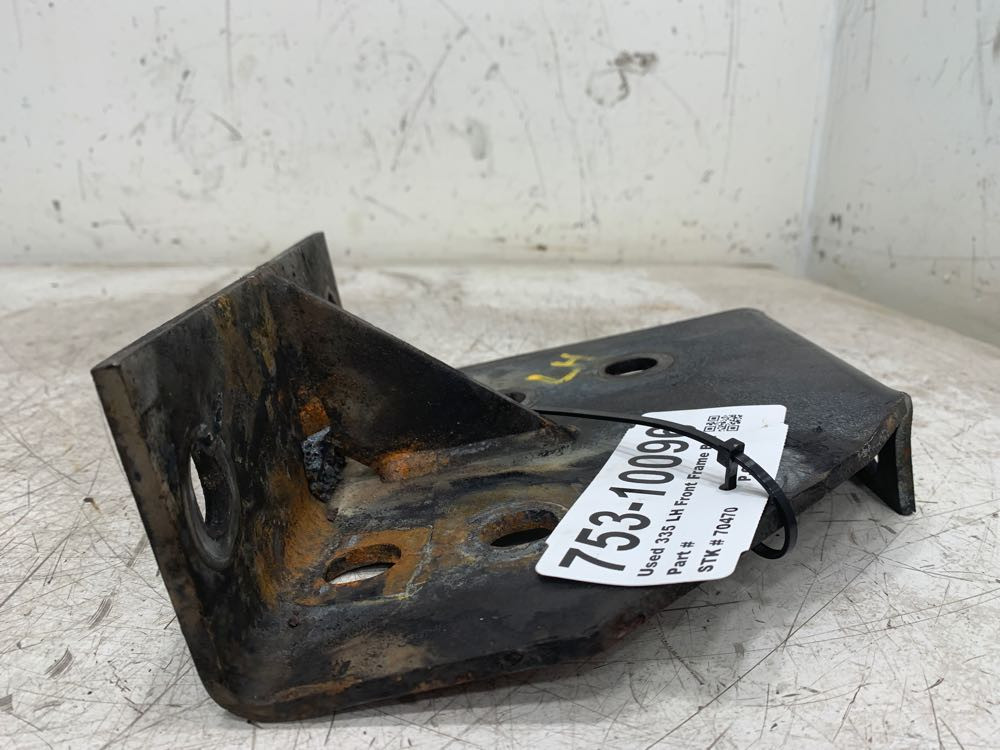 2009 Peterbilt 335 Frame Brackets (753-10096)