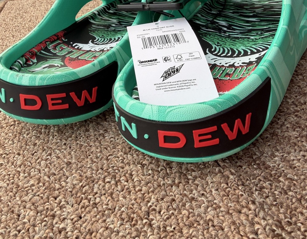 Mountain Mtn Dew Baja Blast Sandals Slides Size 9 NWT