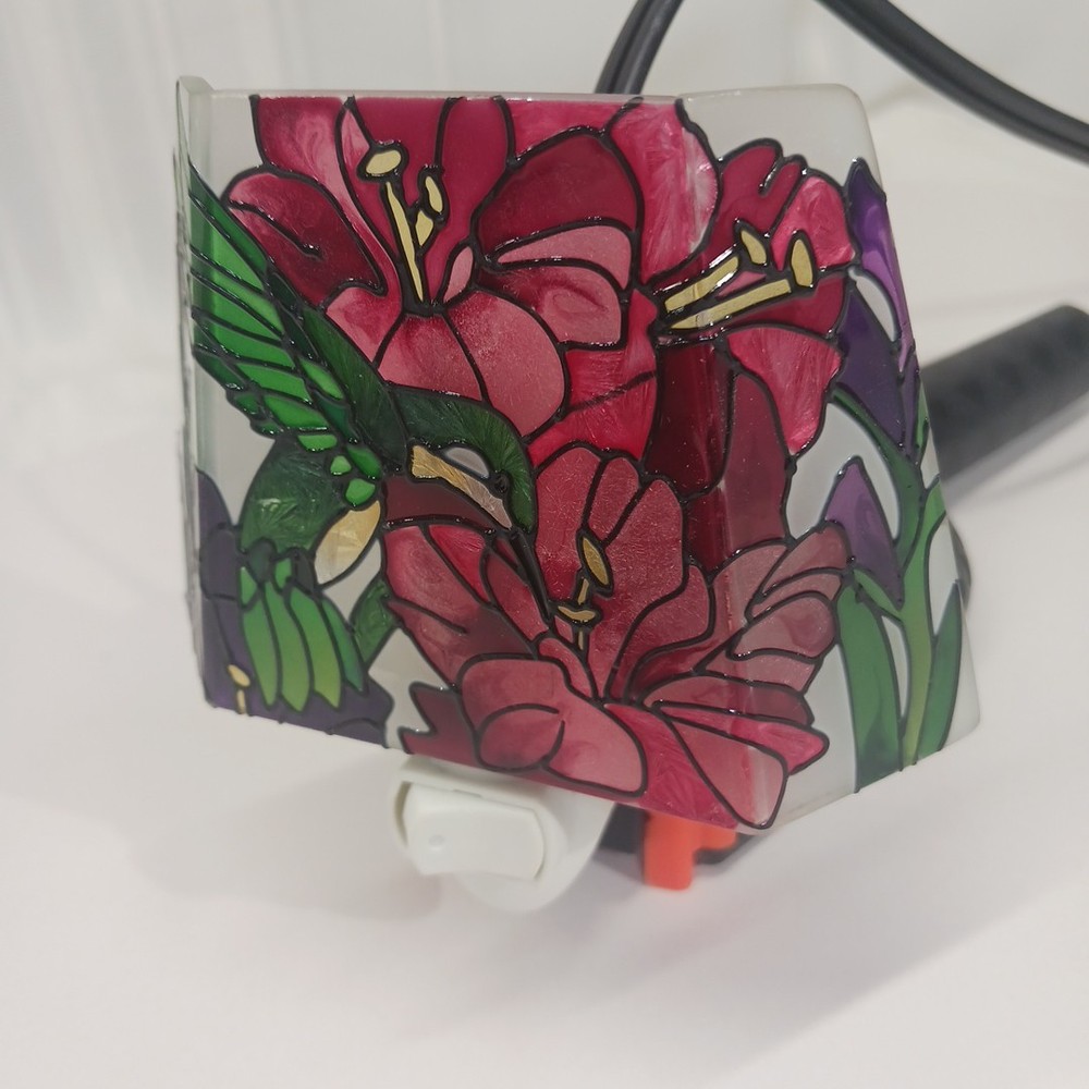 Hummingbird 5" Stain Glass Stylization Night Light With Switch Not Original Box