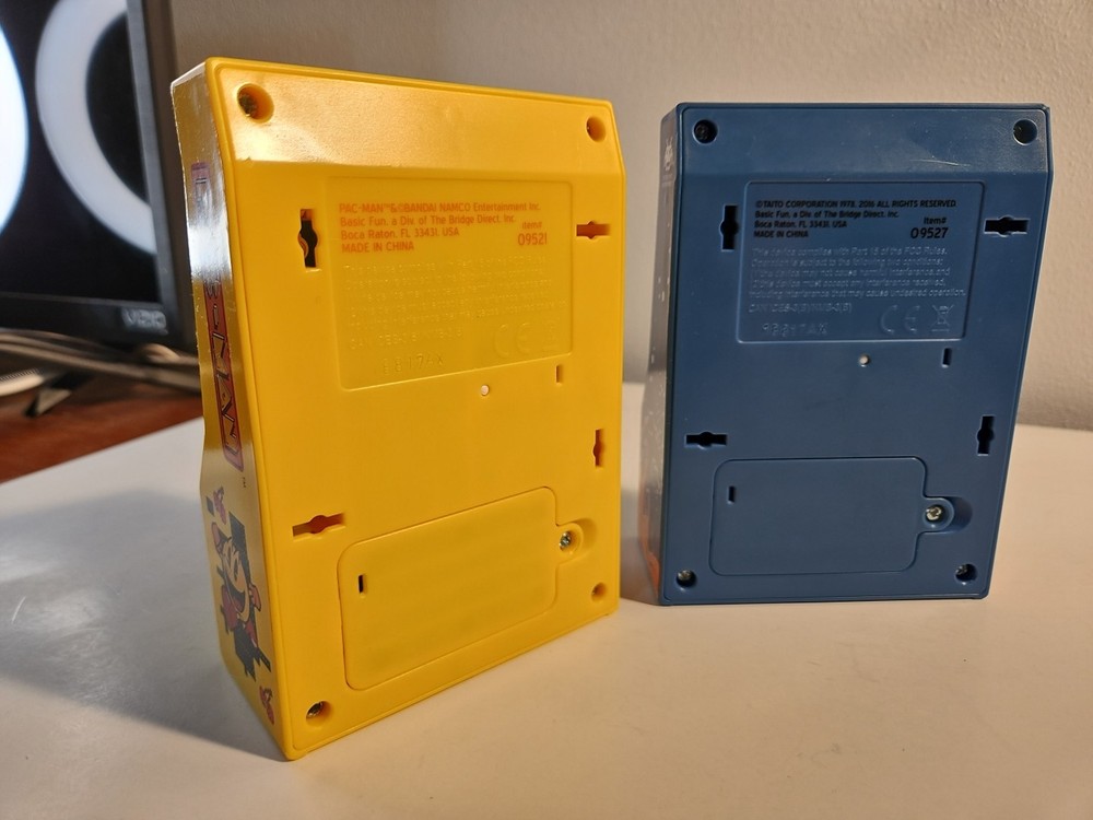 Pac-Man and Space Invaders Handheld Retro Mini Arcade Machines Tested BUNDLE