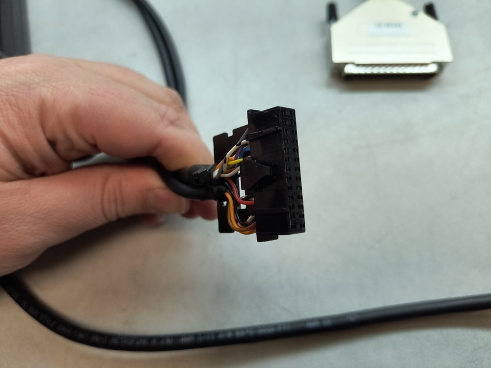 Telex Mototurbo Interface Box