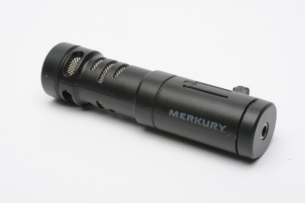 Merkury Smartphone Microphone w/ Cable and Wind Screen, Nice