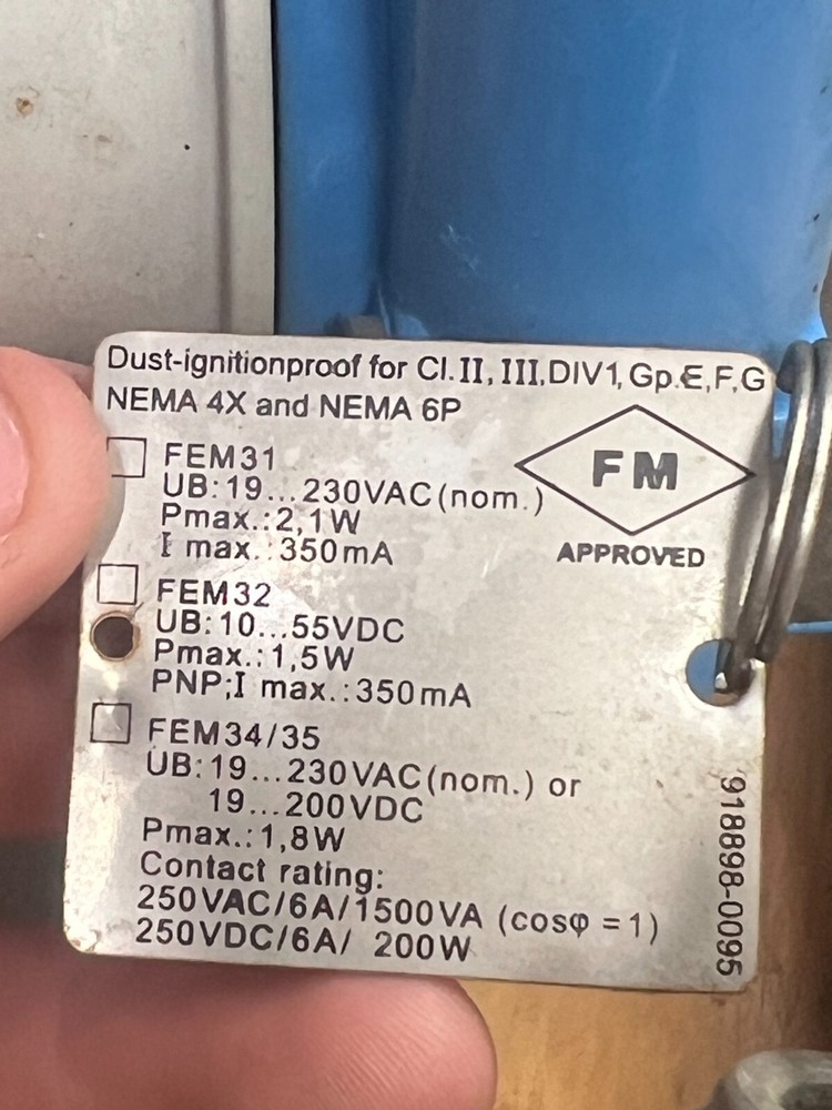 Endress + Hauser Soliphant II FTM31 FTM31-A5BB11 Level Limit Switch LL 60in Used