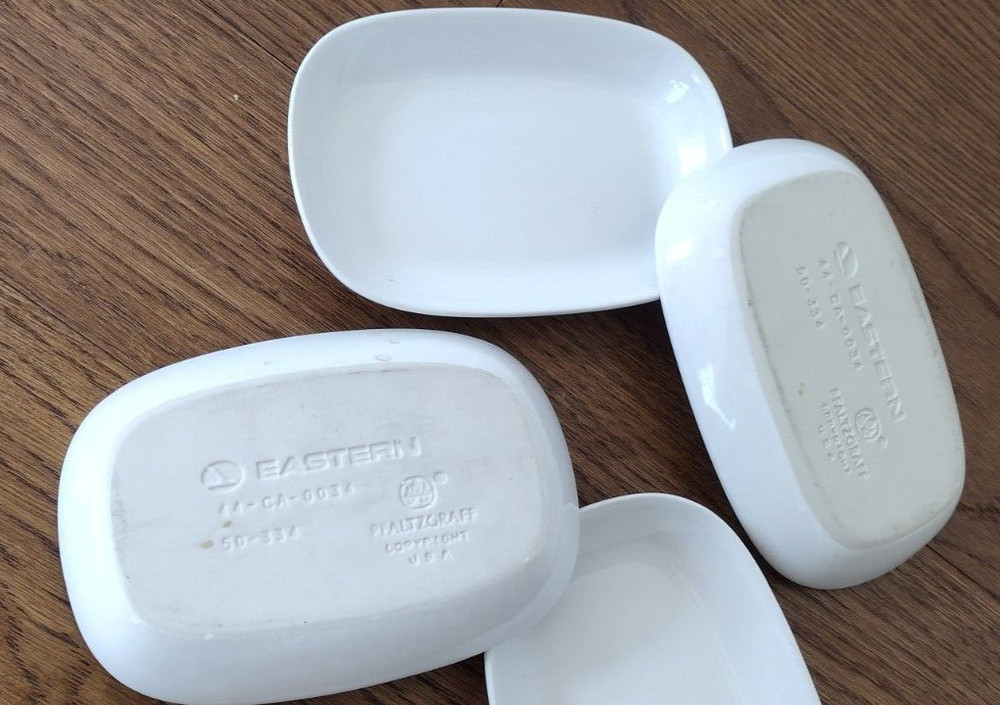 4  Vintage EASTERN AIRLINES RECTANGULAR  DISHES DISH PLATES FIRST CLASS