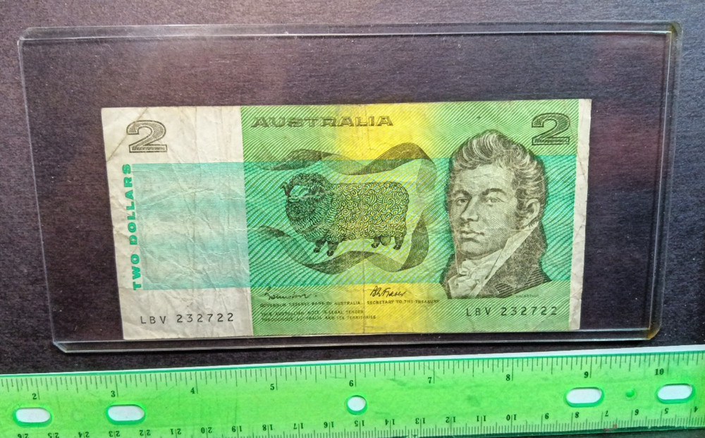 Australia $2 Dollars 1976 CIRC Fair John McArthur