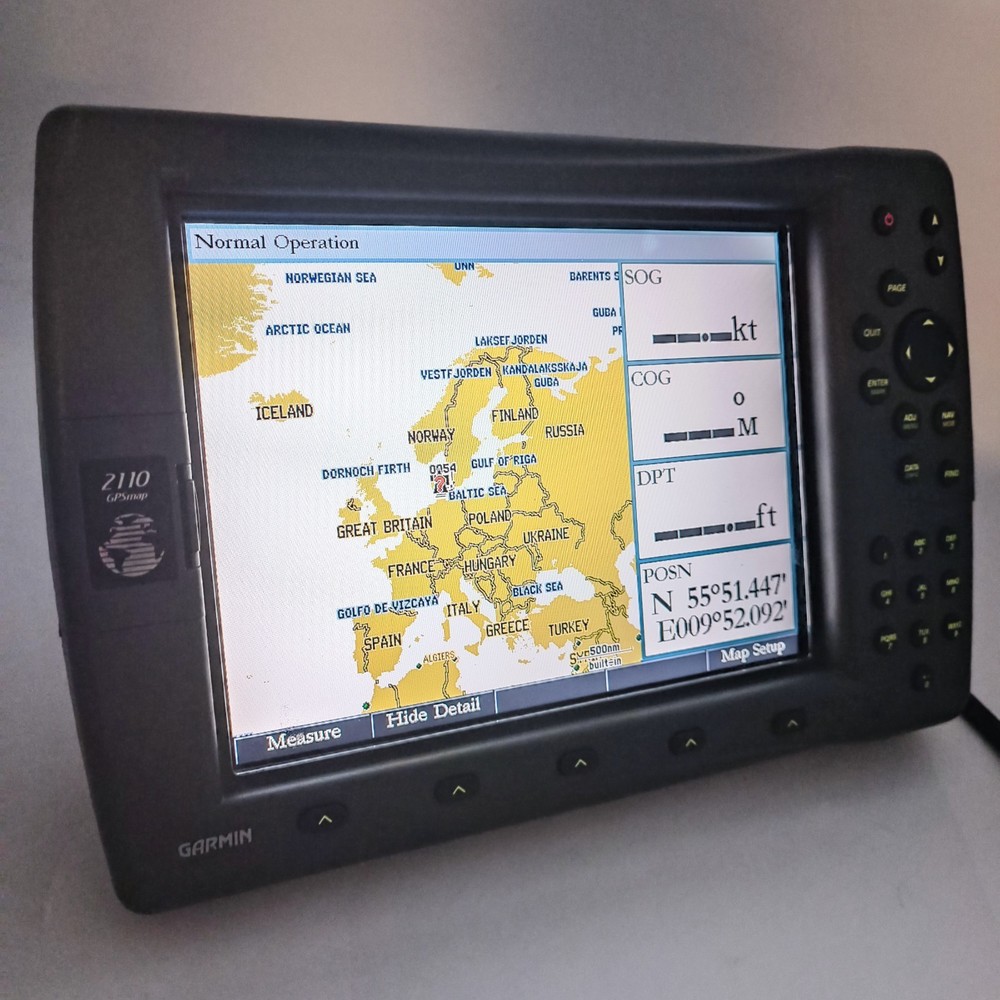 GARMIN GPSMAP 2110C COLOR CHARTPLOTTER FISH FINDER GPS 2010C NAVIGATION DISPLAY