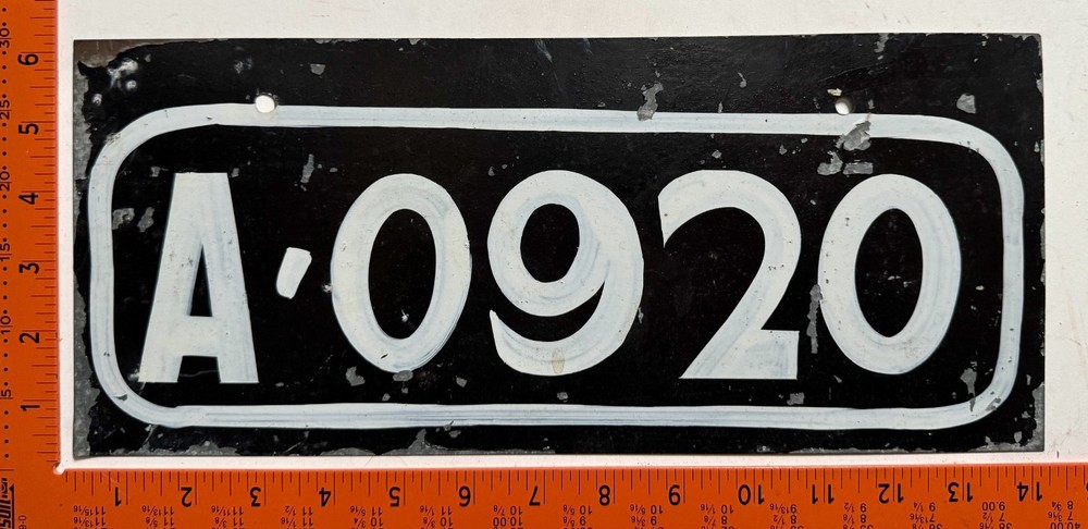 undated Solomon Islands Passenger License plate