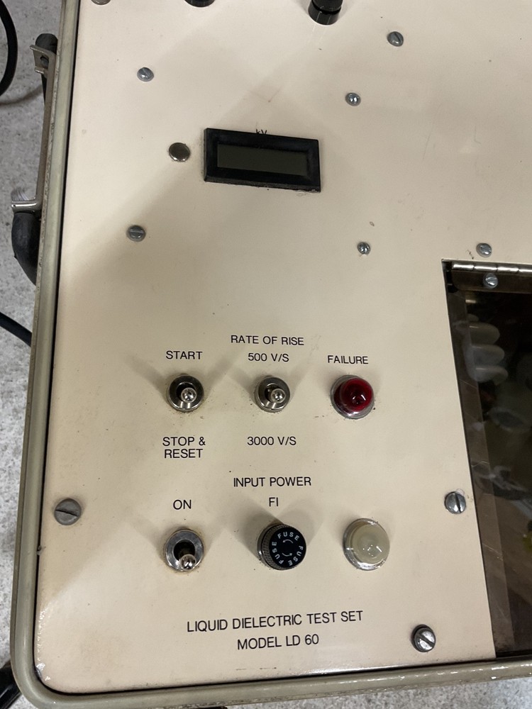 Phenix Technologies LD60 60 kVAC Oil Dielectric Test Set