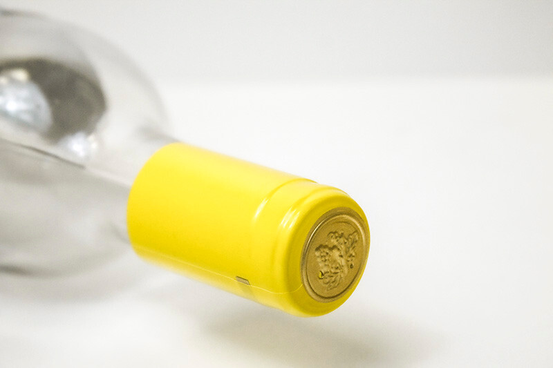 GLOSS YELLOW PVC SHRINK CAPSULES 30 pack