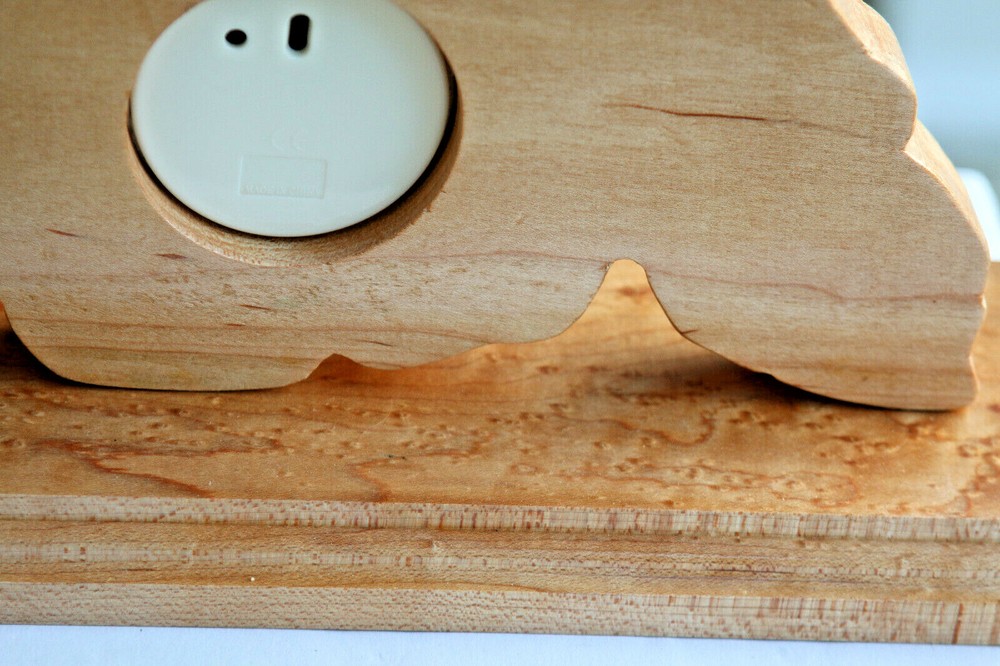 Clock Quartz Shelf/mantel solid figured Maple COCKER SPANIEL 3A batt,7.25" tall