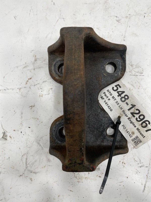 Freightliner MT55 Engine Mount 0130509000 (548-12967)