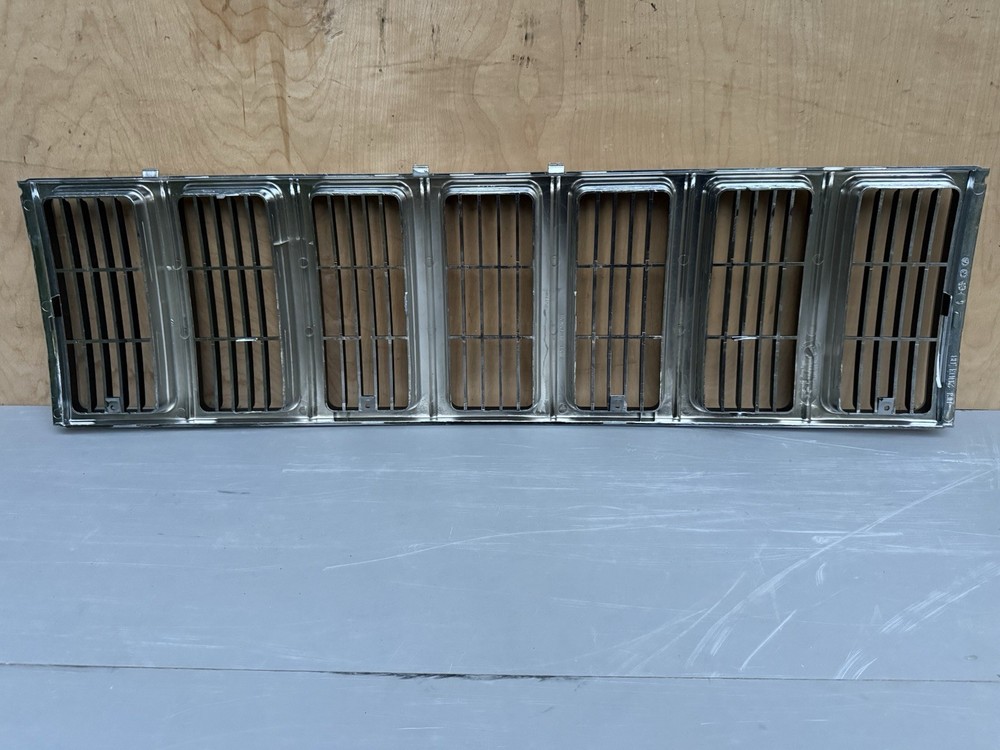 jeep Cherokee 2000 2001 Grill Chrome New