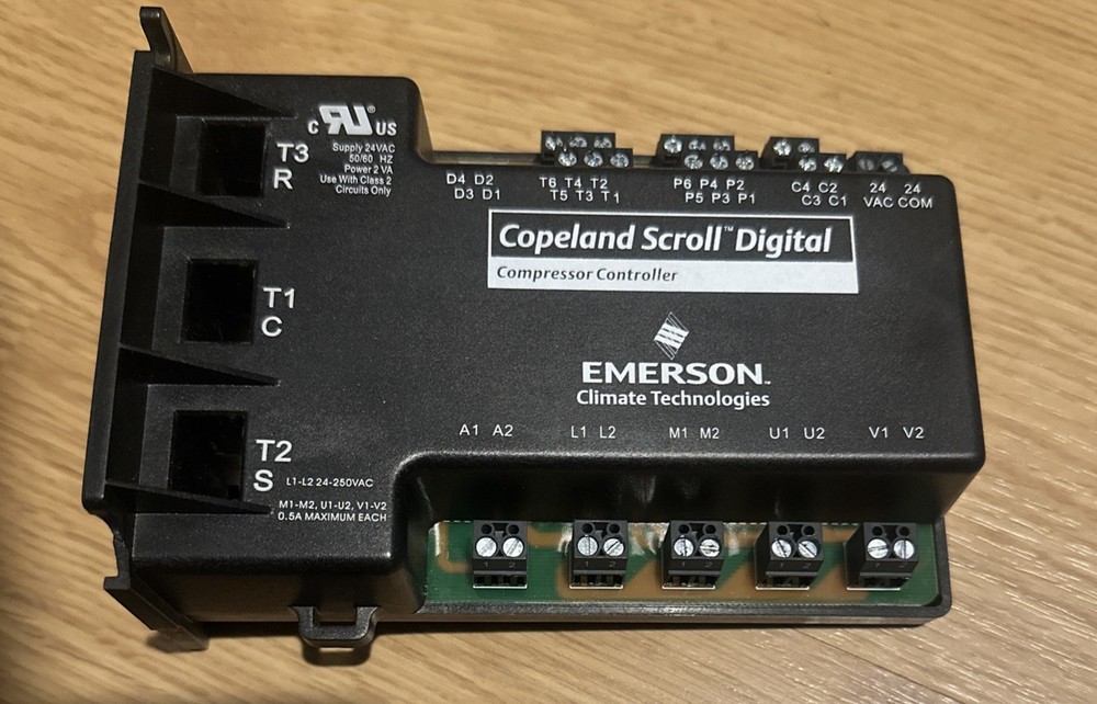 EMERSON COPELAND SCROLL DIGITAL 543-0024-01 Compressor Controller