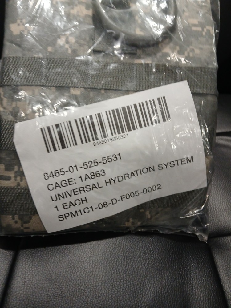 ACU Universal Hydration System Bladder U.S. New Camo Camouflage